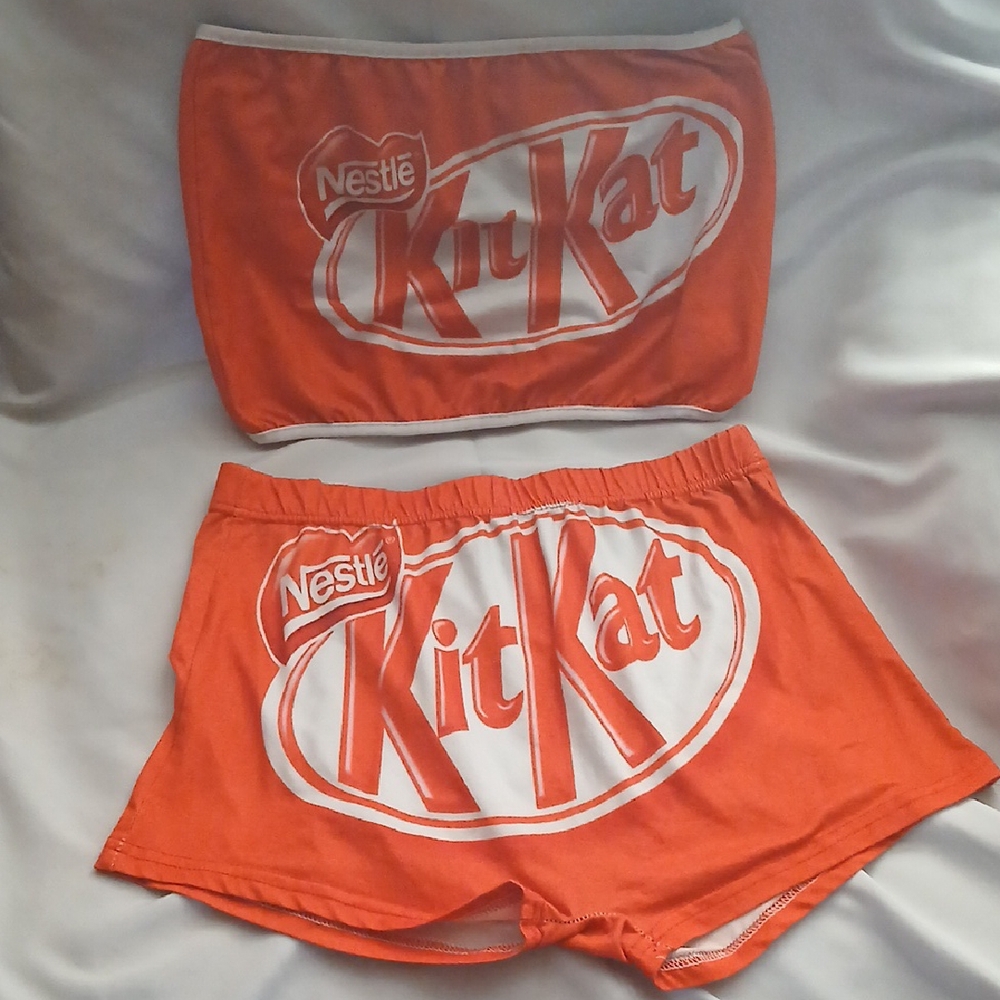 Nestle Kit Kat Orange Two-Piece Set